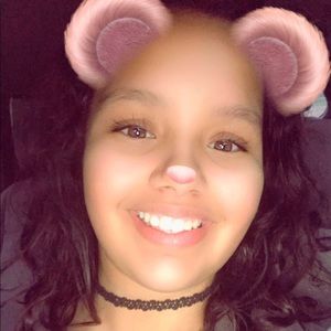 Meet your Posher, Lorena